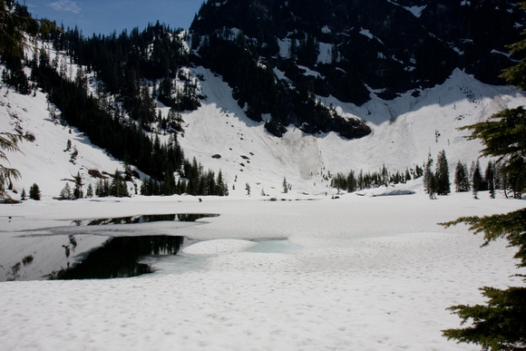 Heather Lake in mid May, '09