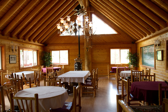 Lost Horse Creek Lodge dining room
